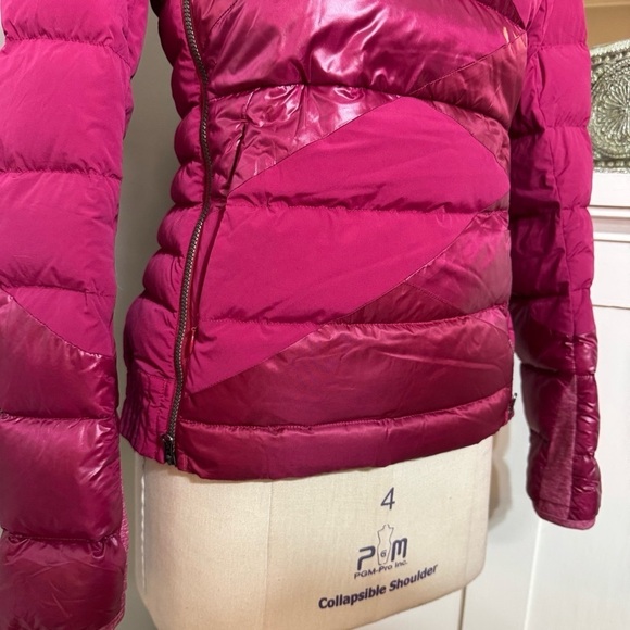 Lululemon Down Right Cozy Pullover Puffer Jacket Berry Rumble Winter Coat Size 4 - Picture 7 of 14